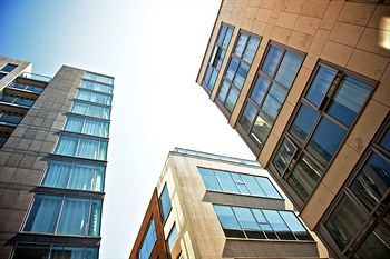Staycity Millennium Walk Aparthotel 3*