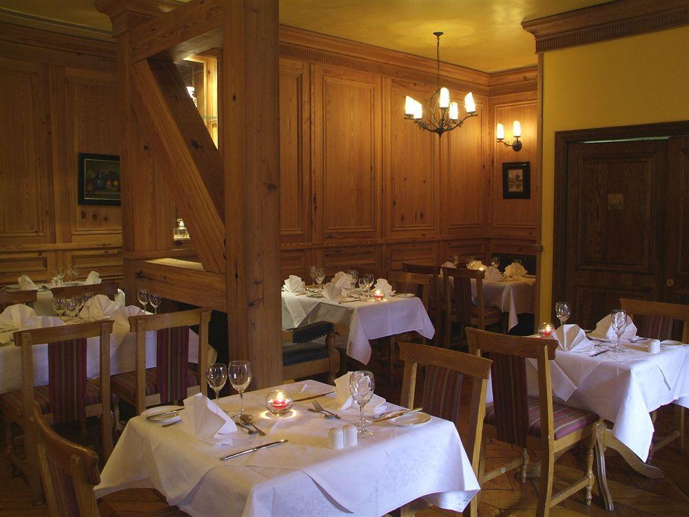 Hotel Red Cow Moran Dublin