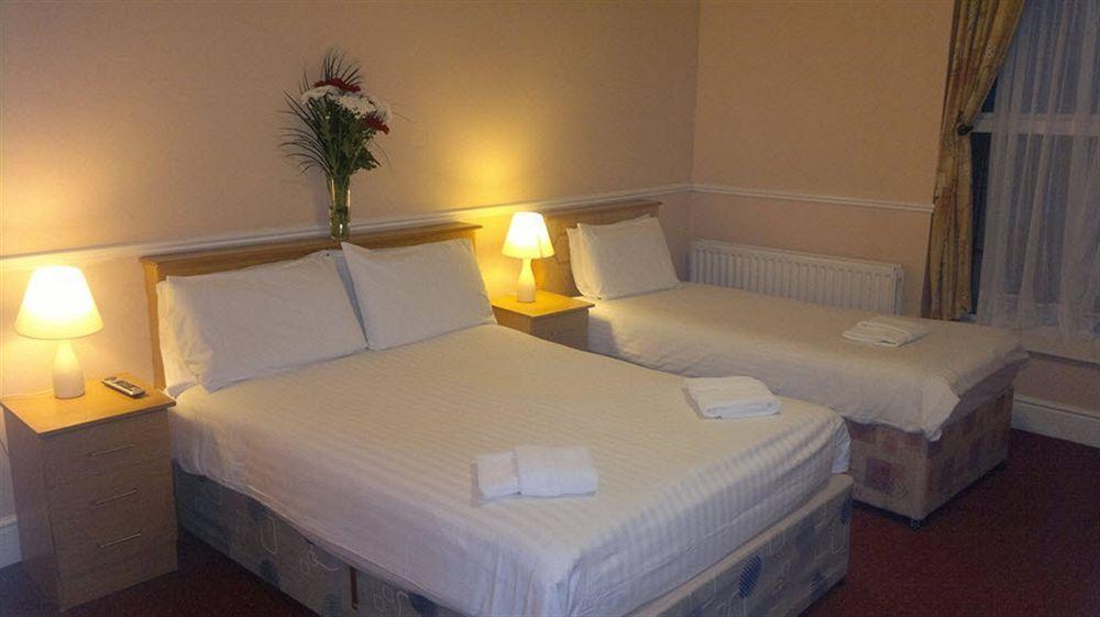 Guest house Hazelbrook House Dublin