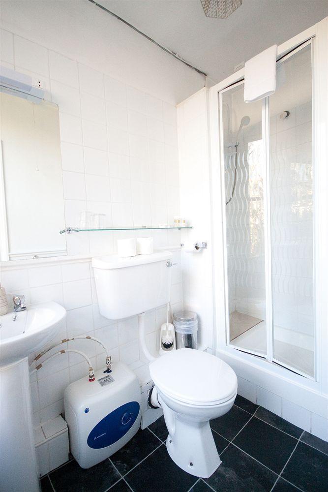 Clifden House By Nina 3* Dublin