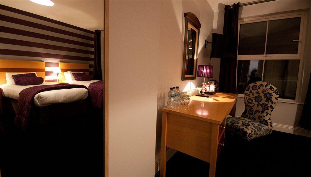 Clifden House By Nina 3* Dublin