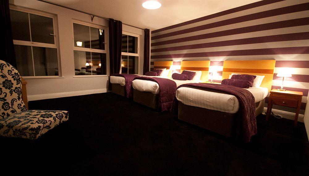 Clifden House By Nina Gasthuis 3*