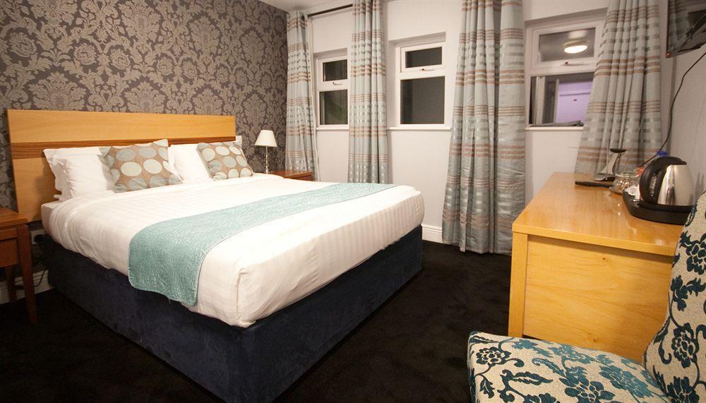 Gasthuis Clifden House By Nina 3*