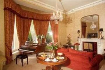 Ariel House Guest house 4*