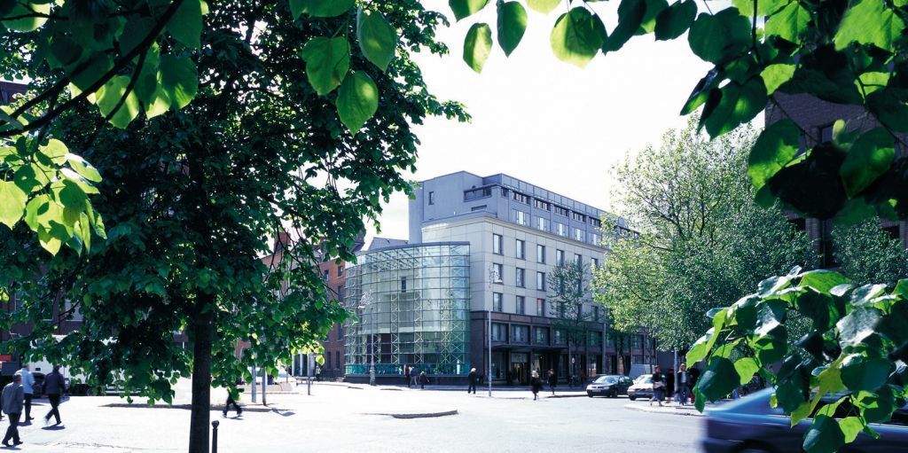 Hotel The 4*