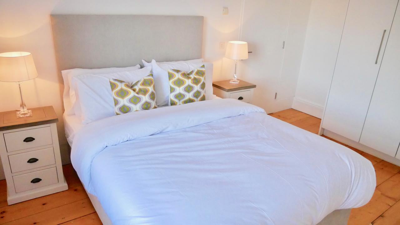 Leevin Apartments *