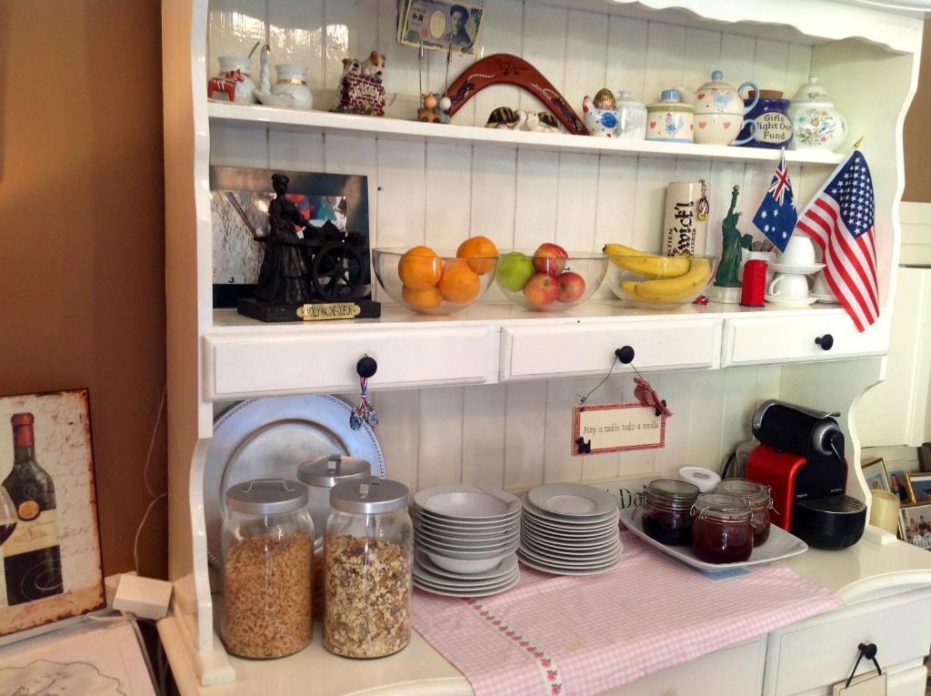 Annandale House Bed & Breakfast