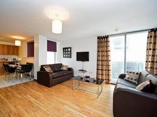 Staycity Millennium Walk Aparthotel
