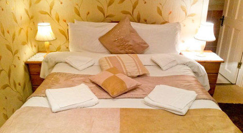 Donnybrook Hall Gasthof 3*