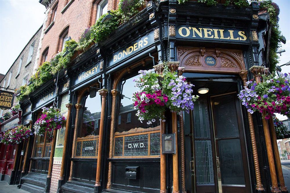 Guest house O'neills Victorian Pub & Townhouse 3*