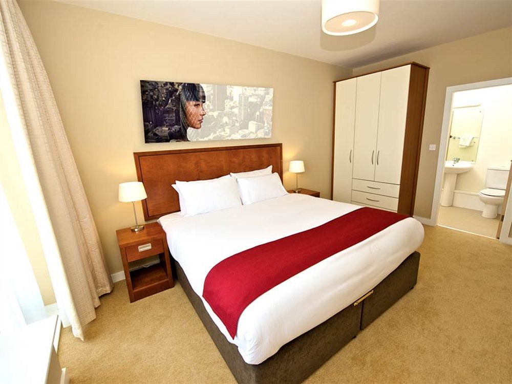 Aparthotel Staycity Augustine