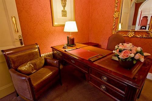 Ariel House Guest house 4*