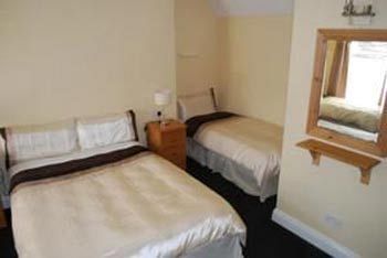 Guest house Parkway
