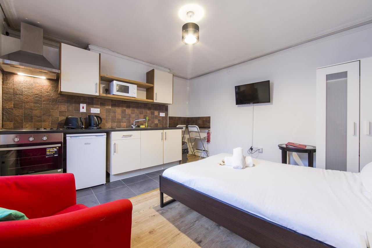 Sherrard Street Apartment