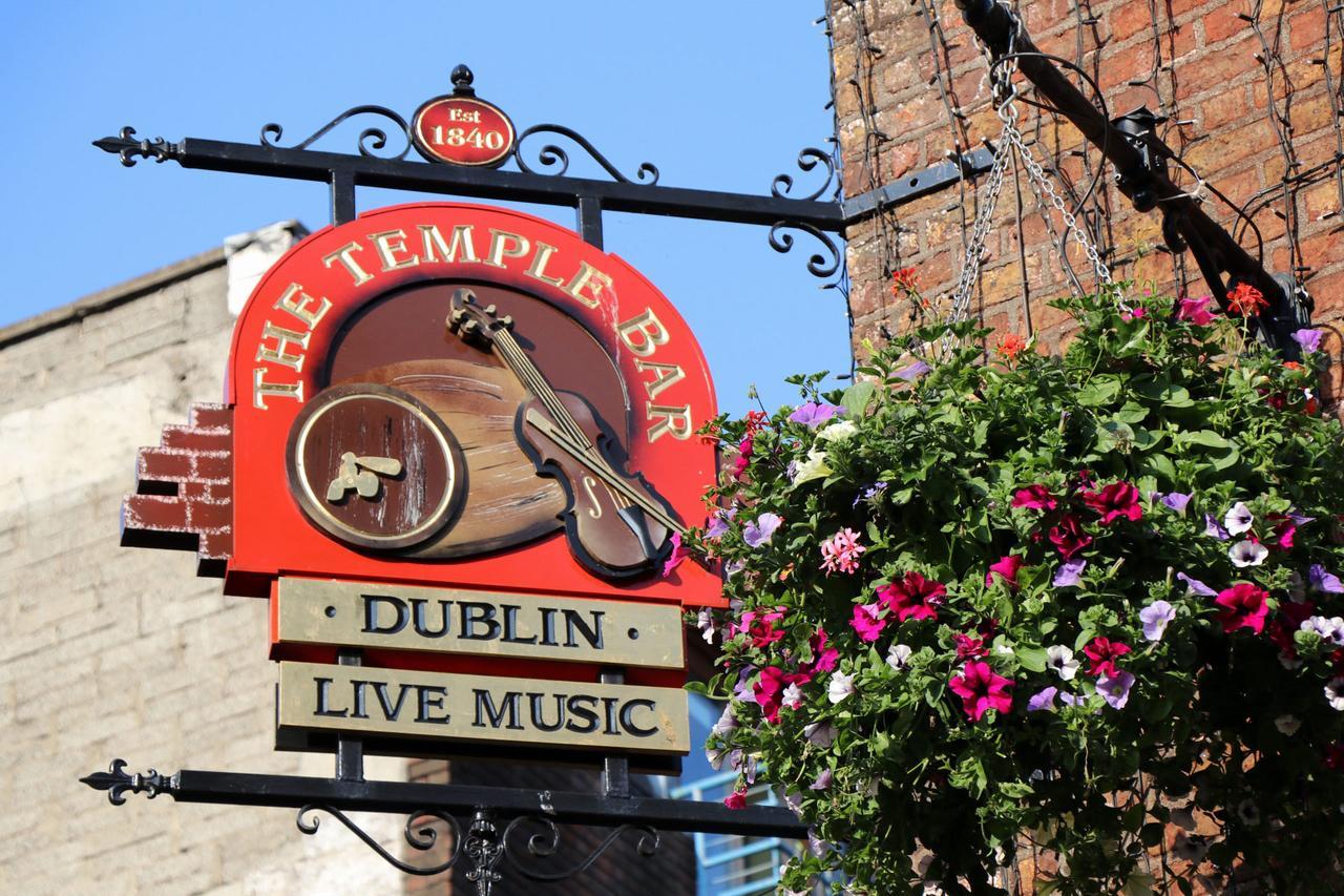 Baggot Court Townhouse Hotel 3*
