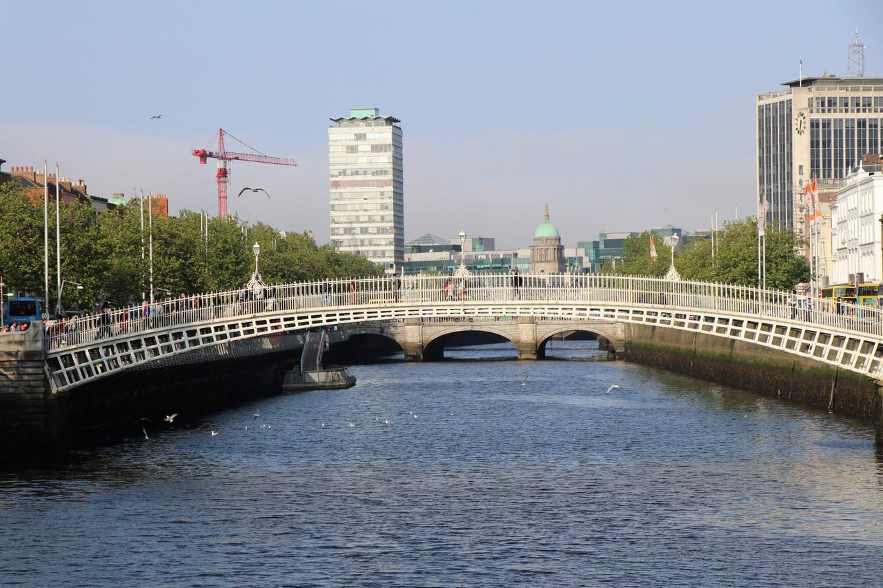 Baggot Court Townhouse Hotel