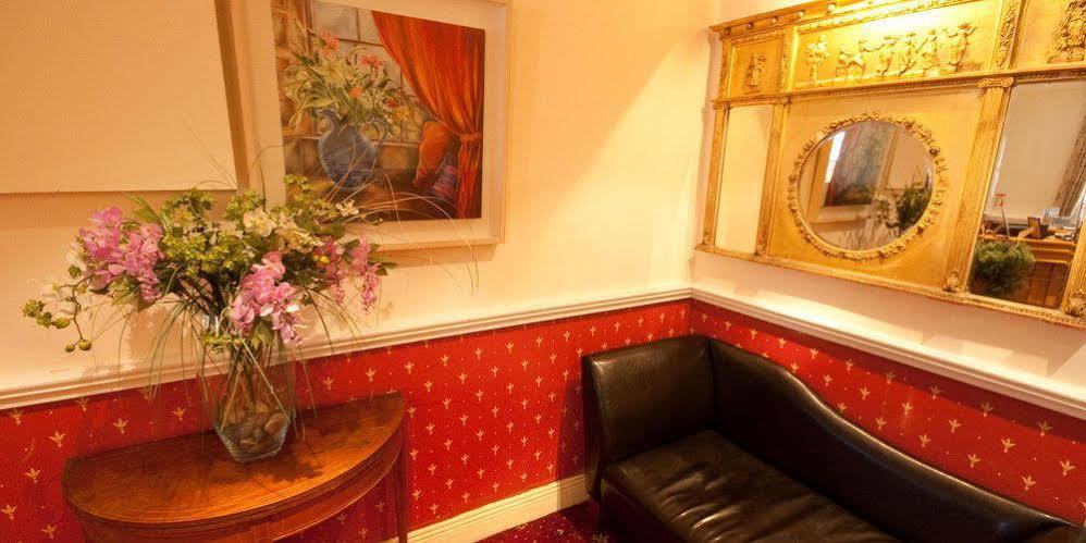 Riverhouse Of Temple Bar