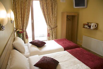 The Glen Guest house 2*