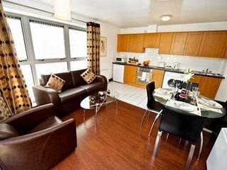 Staycity Millennium Walk Aparthotel 3*