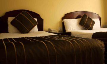 Parliament Hotel 3*