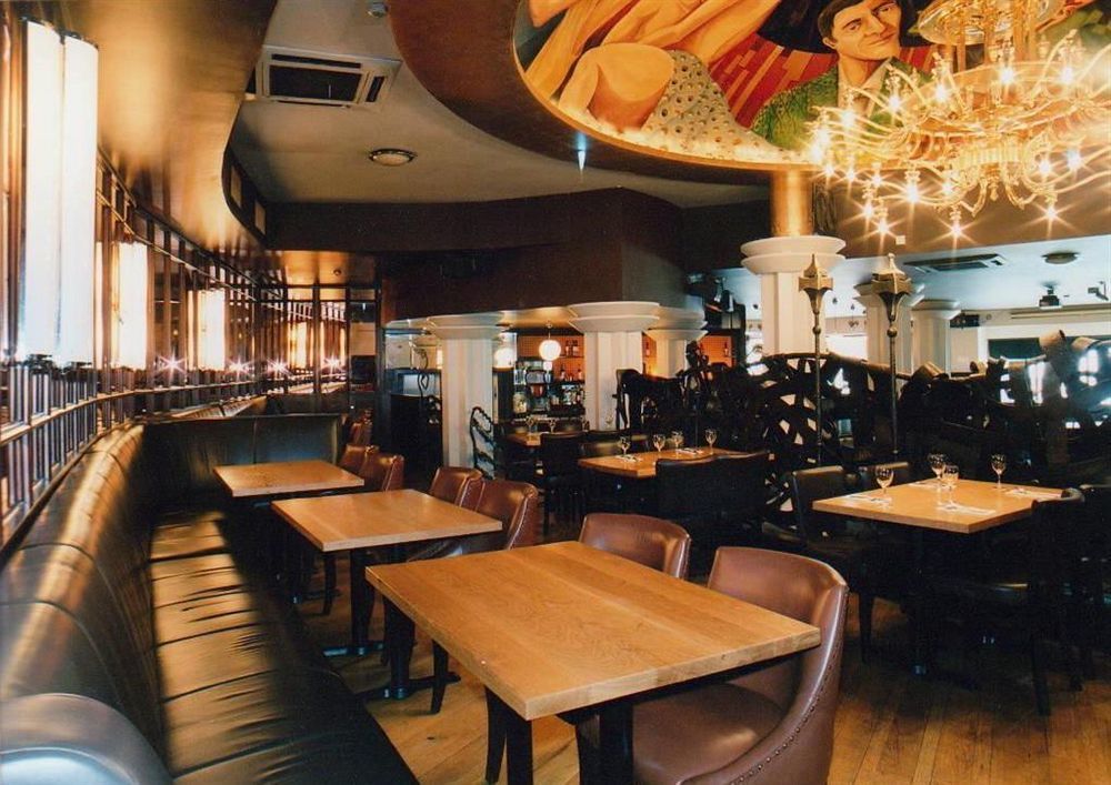 Hotel Paramount 3*