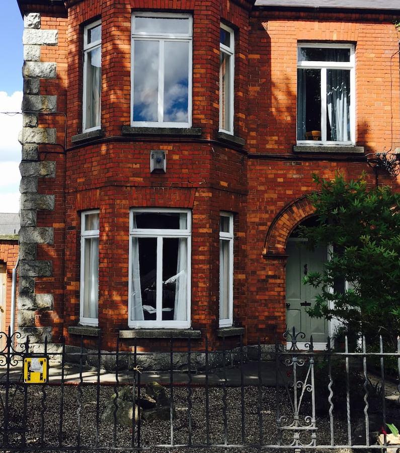 Period 4 Bedroom House Close To The City Centre *