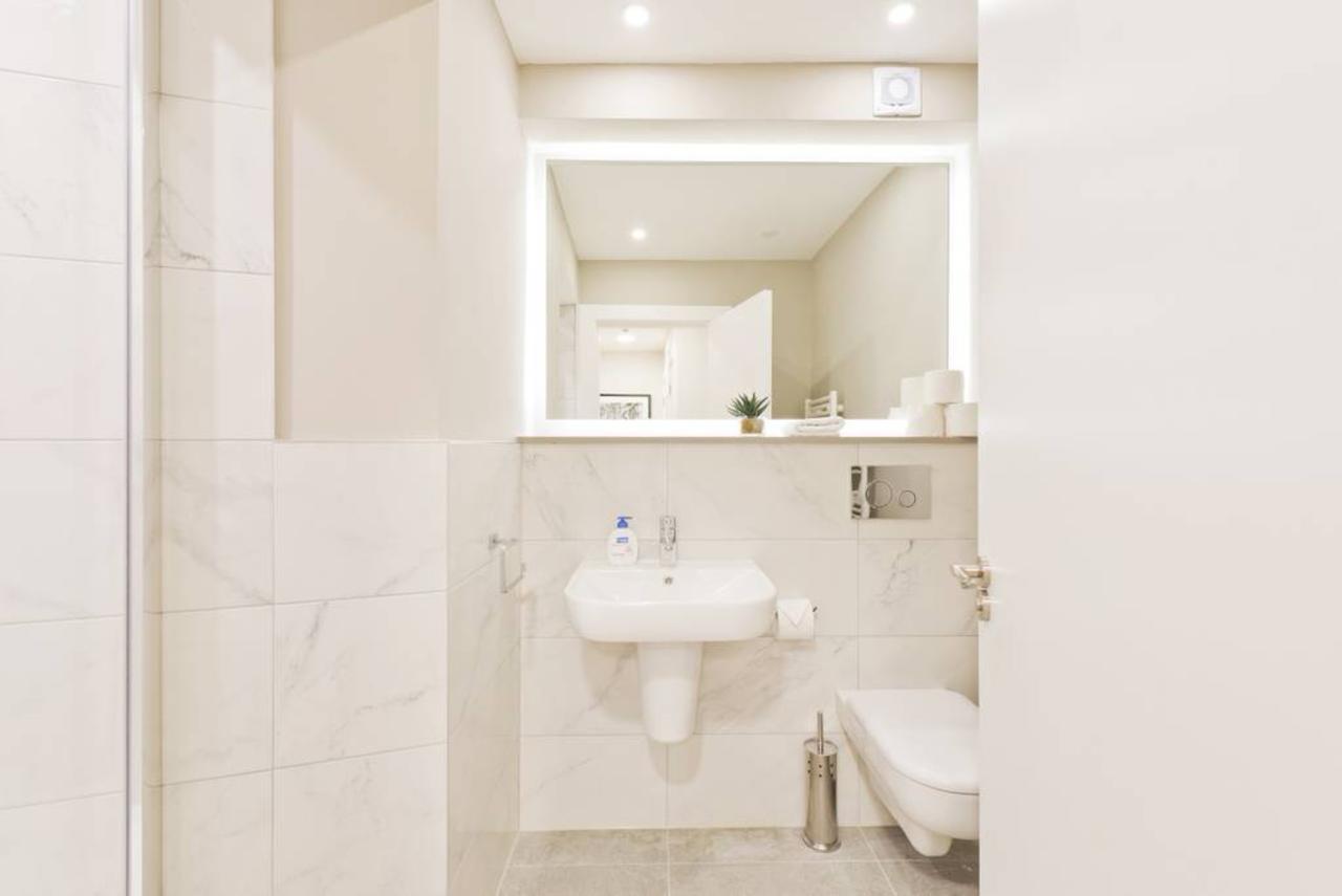 1 Bedroom Near The Aviva Stadium Sleeps 4 Apartment