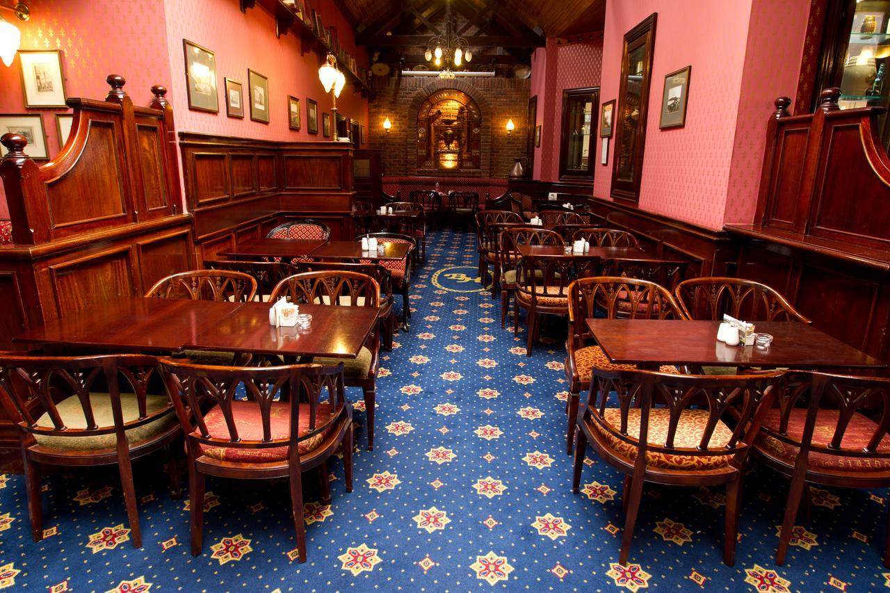 Beaumont House 4*