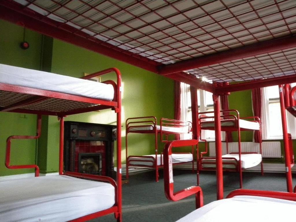 Kinlay House Hostel *