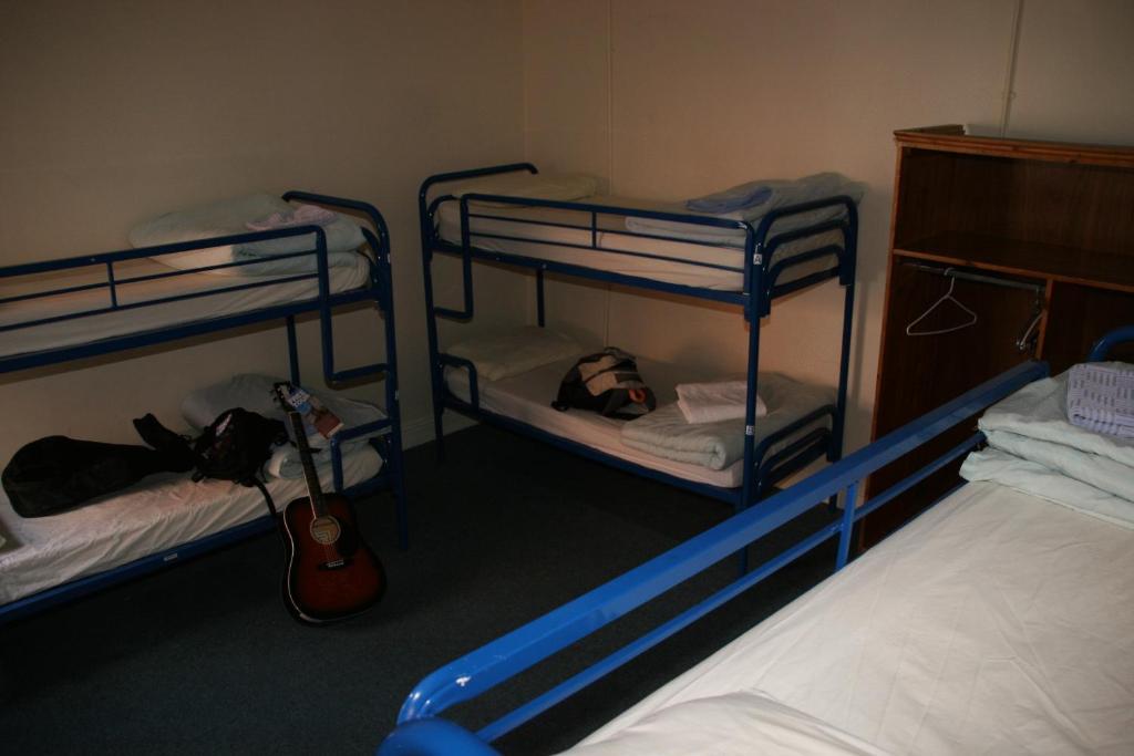 Kinlay House Hostel *