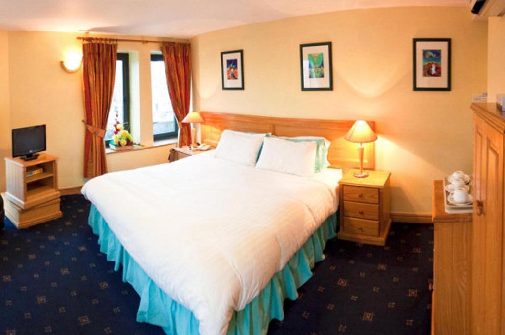 Eliza Temple Bar By The Key Collection Hotel Dublin