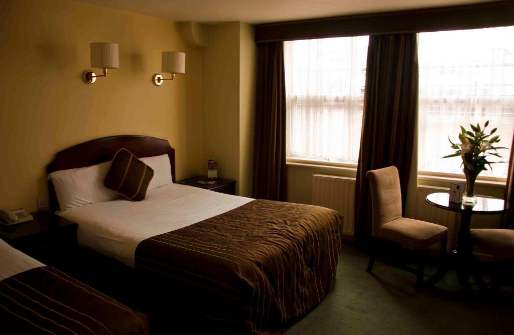 Parliament Hotel