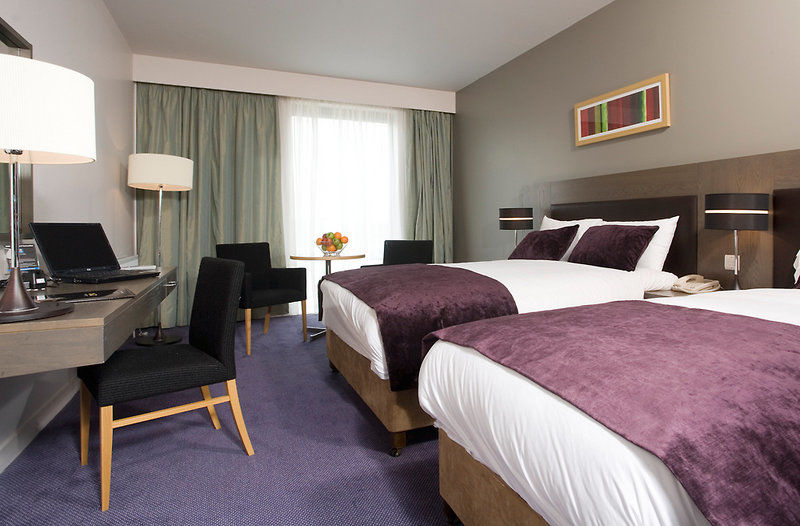 Maldron Parnell Square Hotel 4*