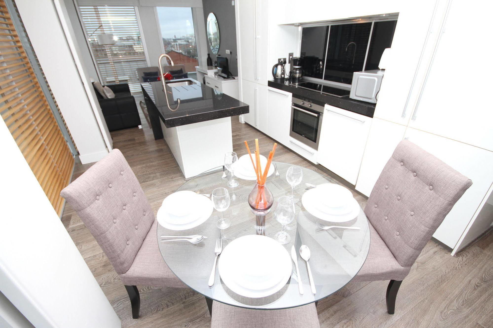 Beautiful Pearse Street Apartment Dublin