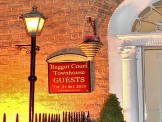 Baggot Court Townhouse 3*