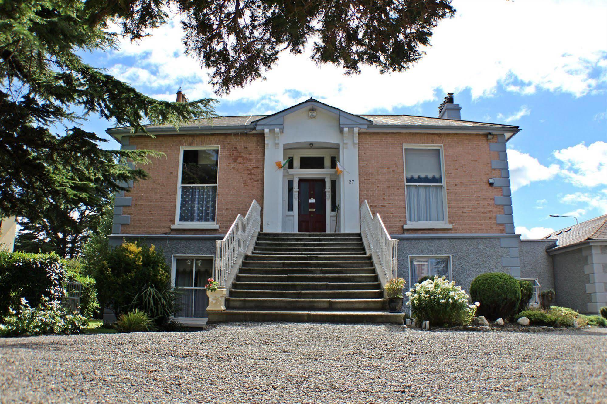 The Marilyn Mansion Guest house *