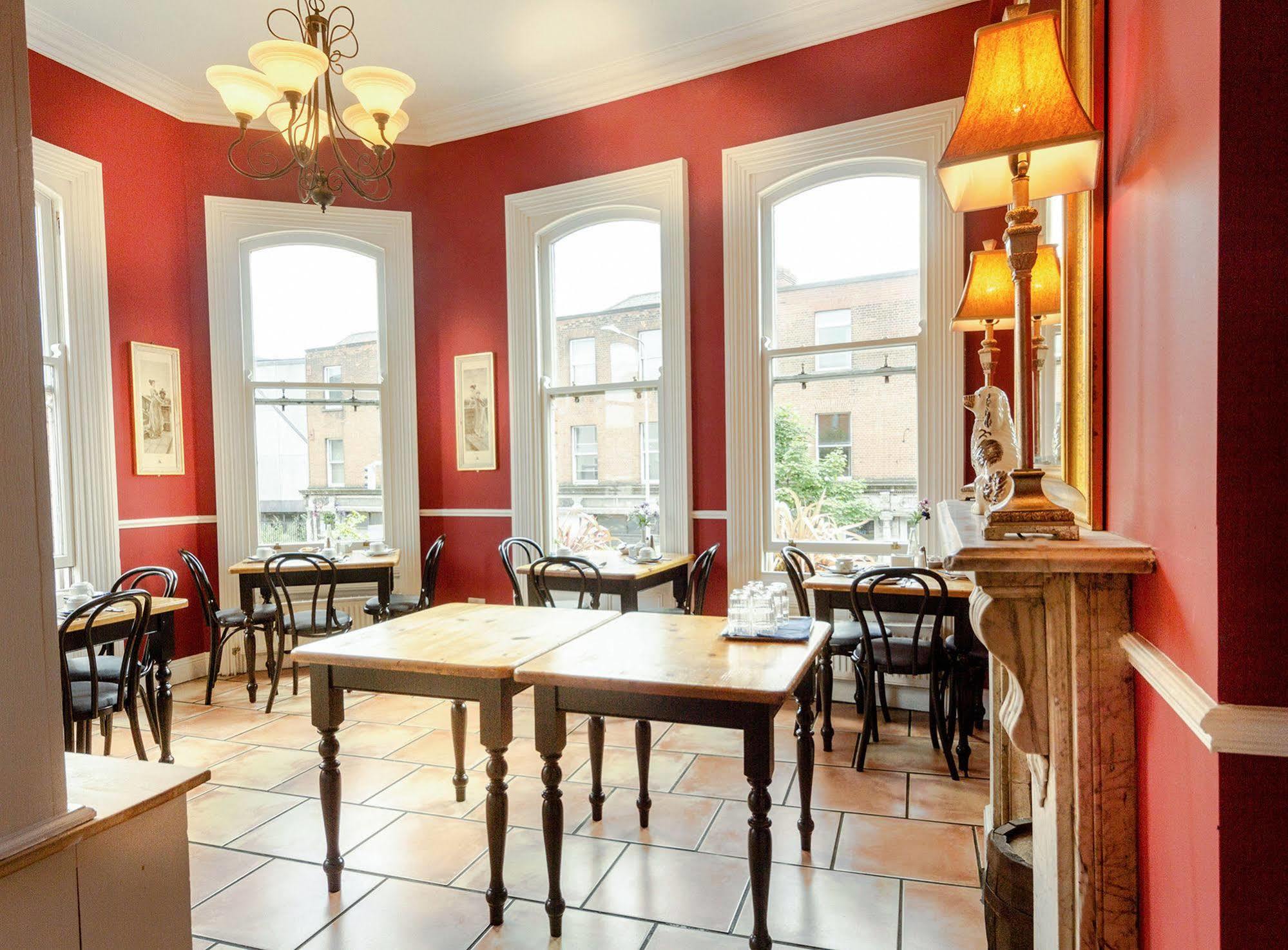 O'neills Victorian Pub & Townhouse Dublin