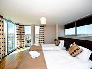 Aparthotel Staycity Millennium Walk 3*