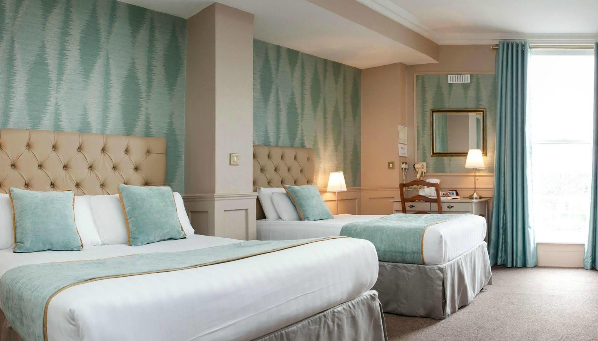 Portobello Hotel 2*