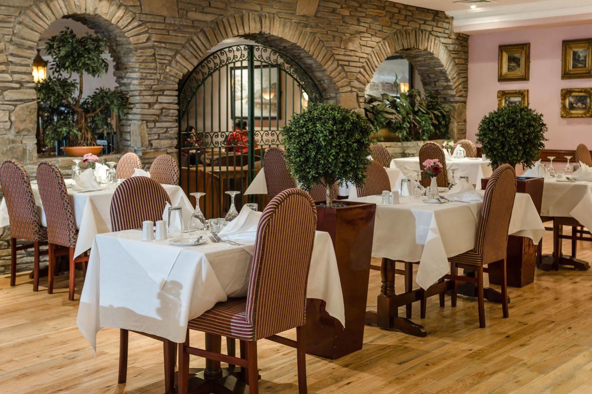 Sheldon Park And Leisure Club 3* Dublin
