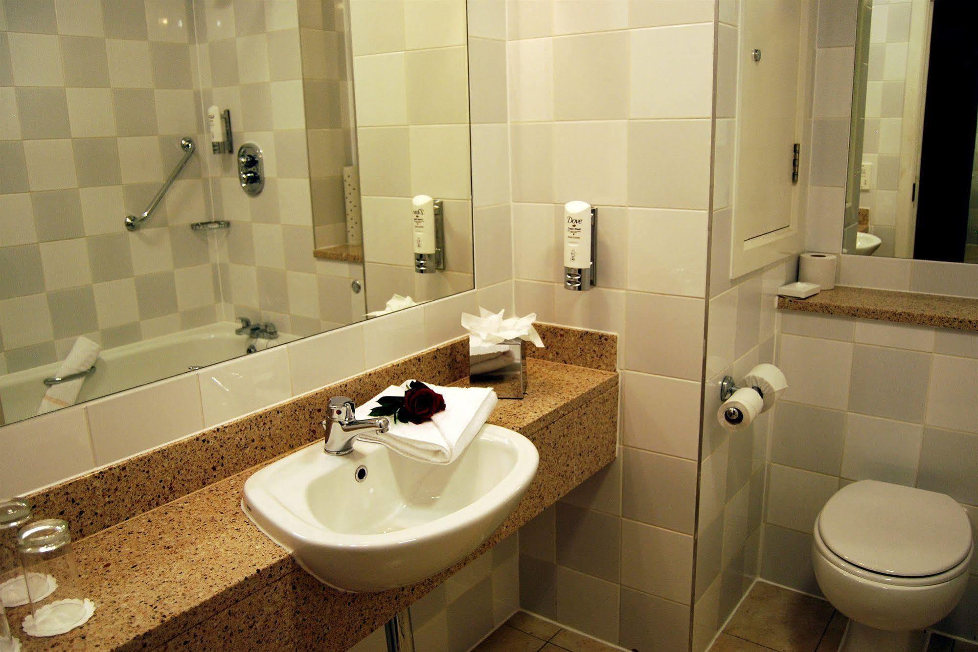 Maldron Parnell Square Hotel
