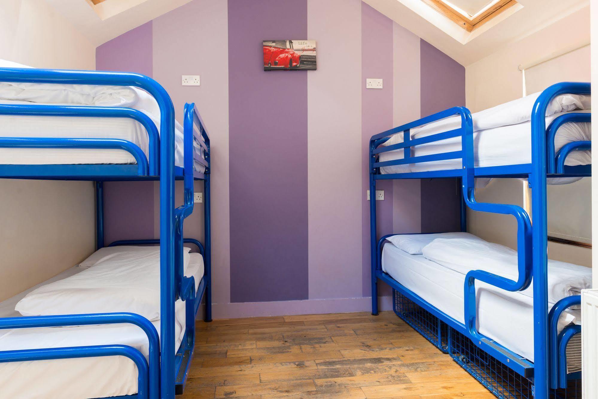 The Times - Camden Place Hostel *