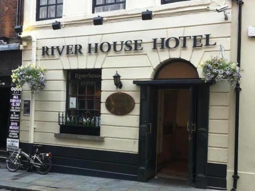 Riverhouse Of Temple Bar Hotel 2*