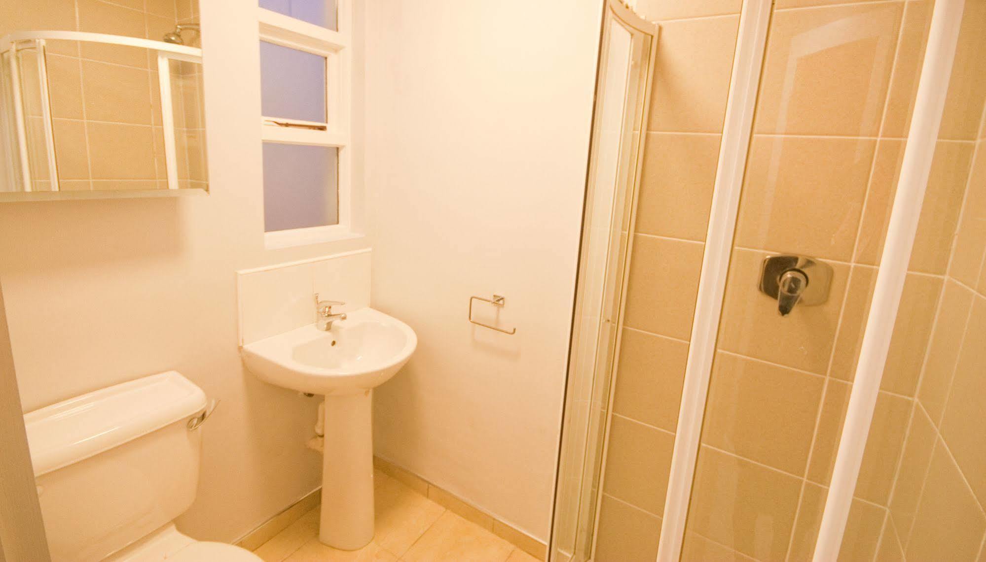 Clifden House By Nina Guest house Dublin