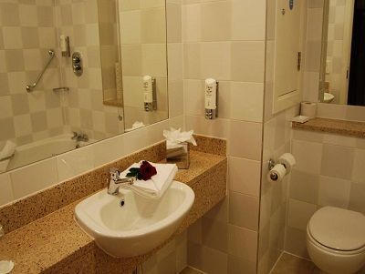Hotel Maldron Parnell Square 4*