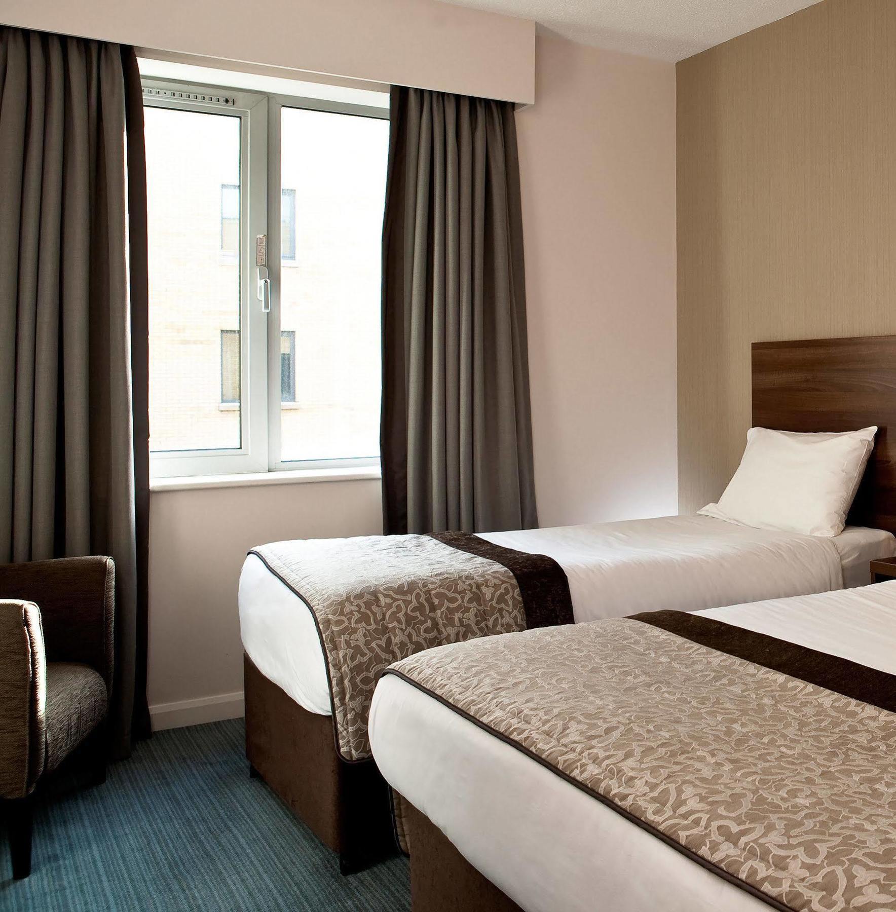 Leonardo Parnell Street Hotel
