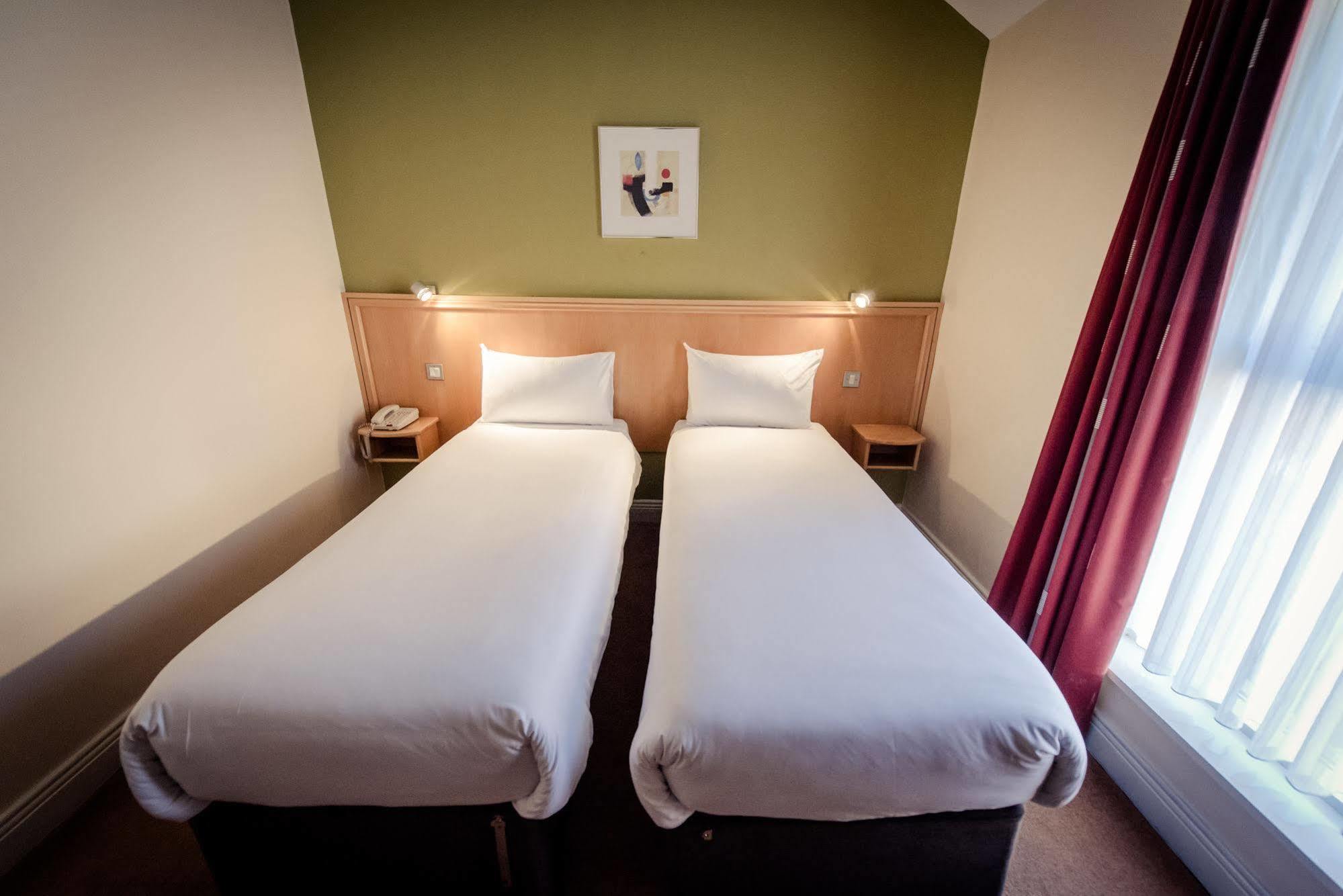 Dublin Central Inn