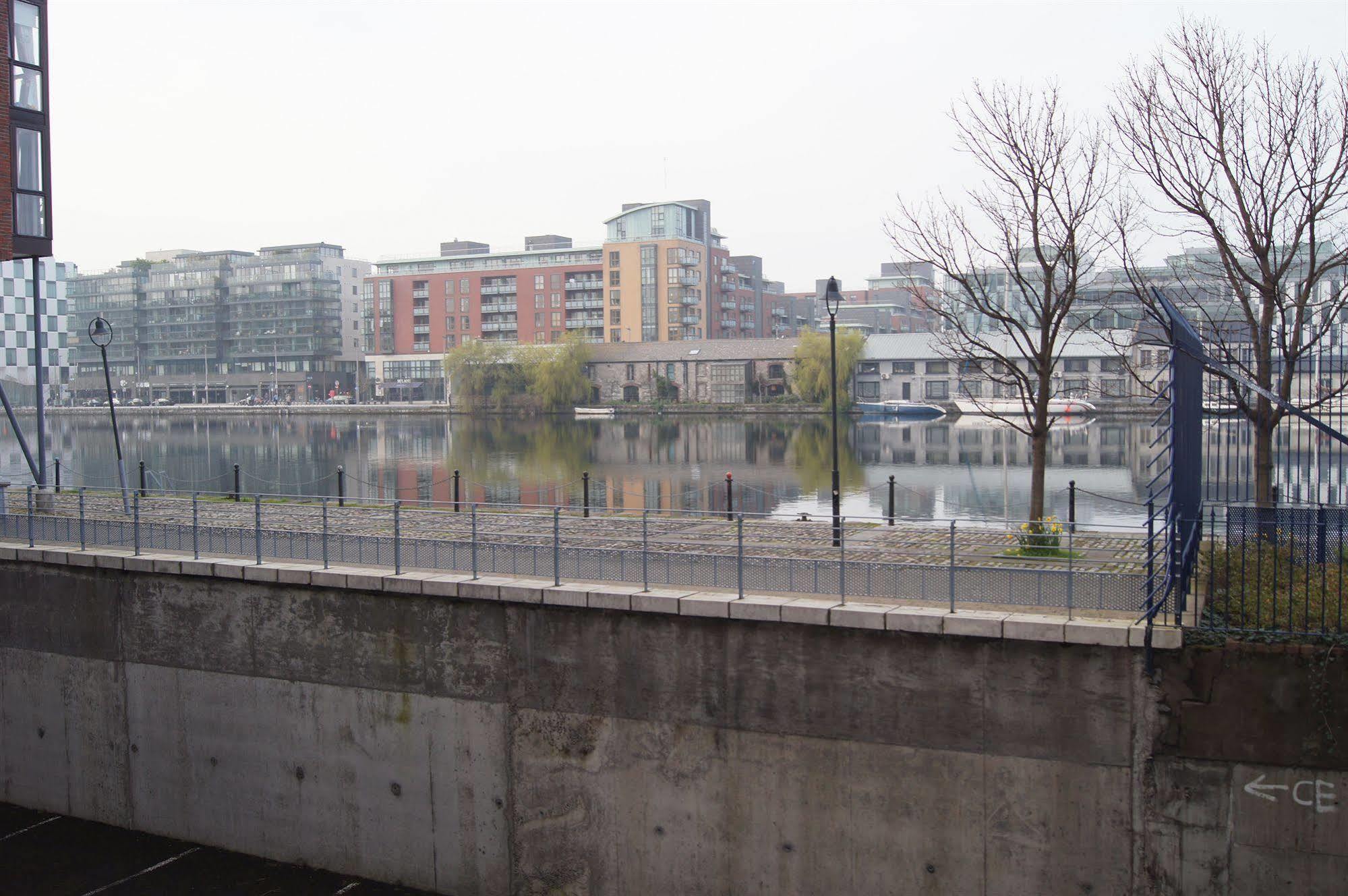 Hotel The Waterside In Dublin