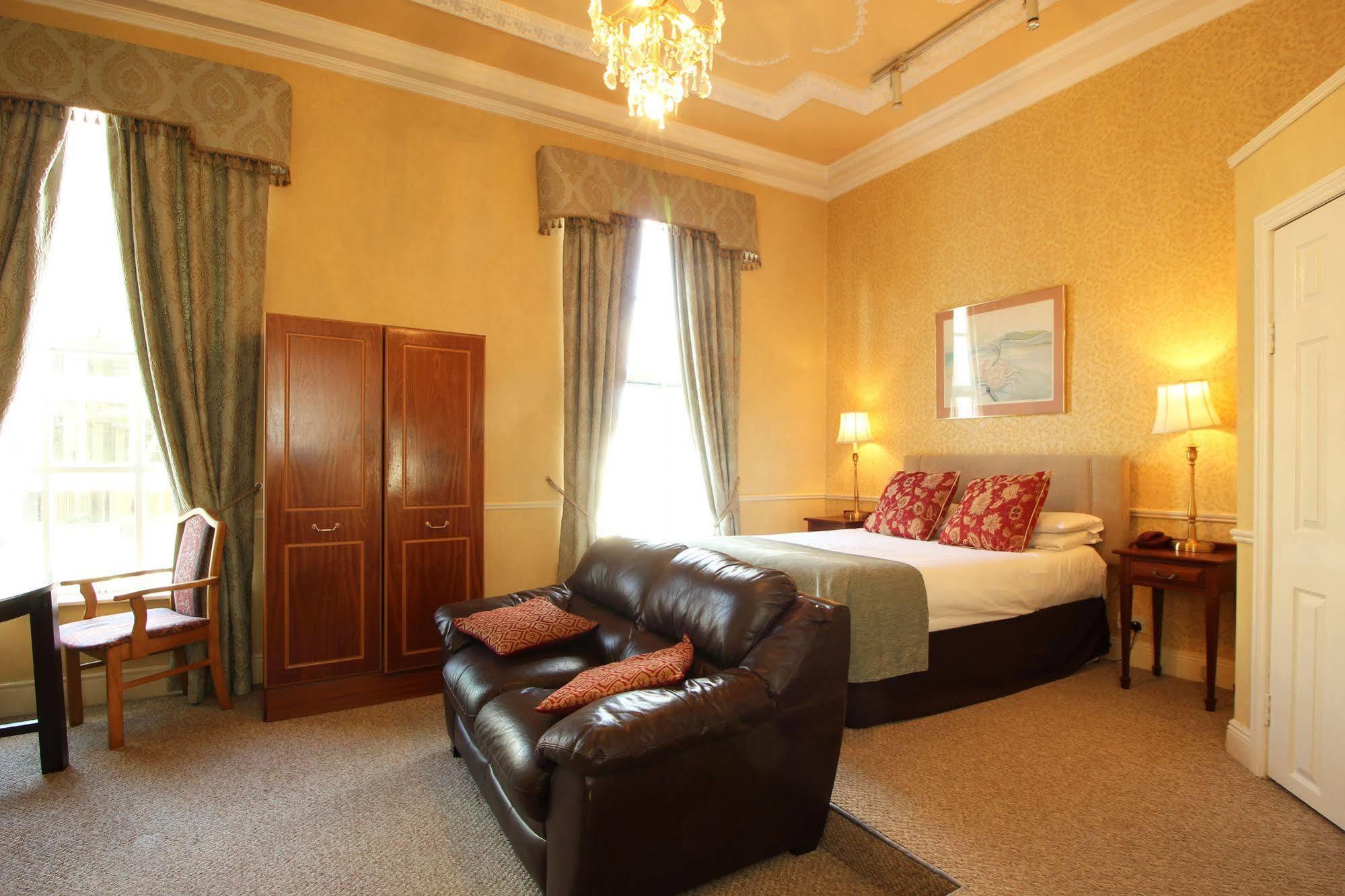Latchfords Self Catering * Dublin