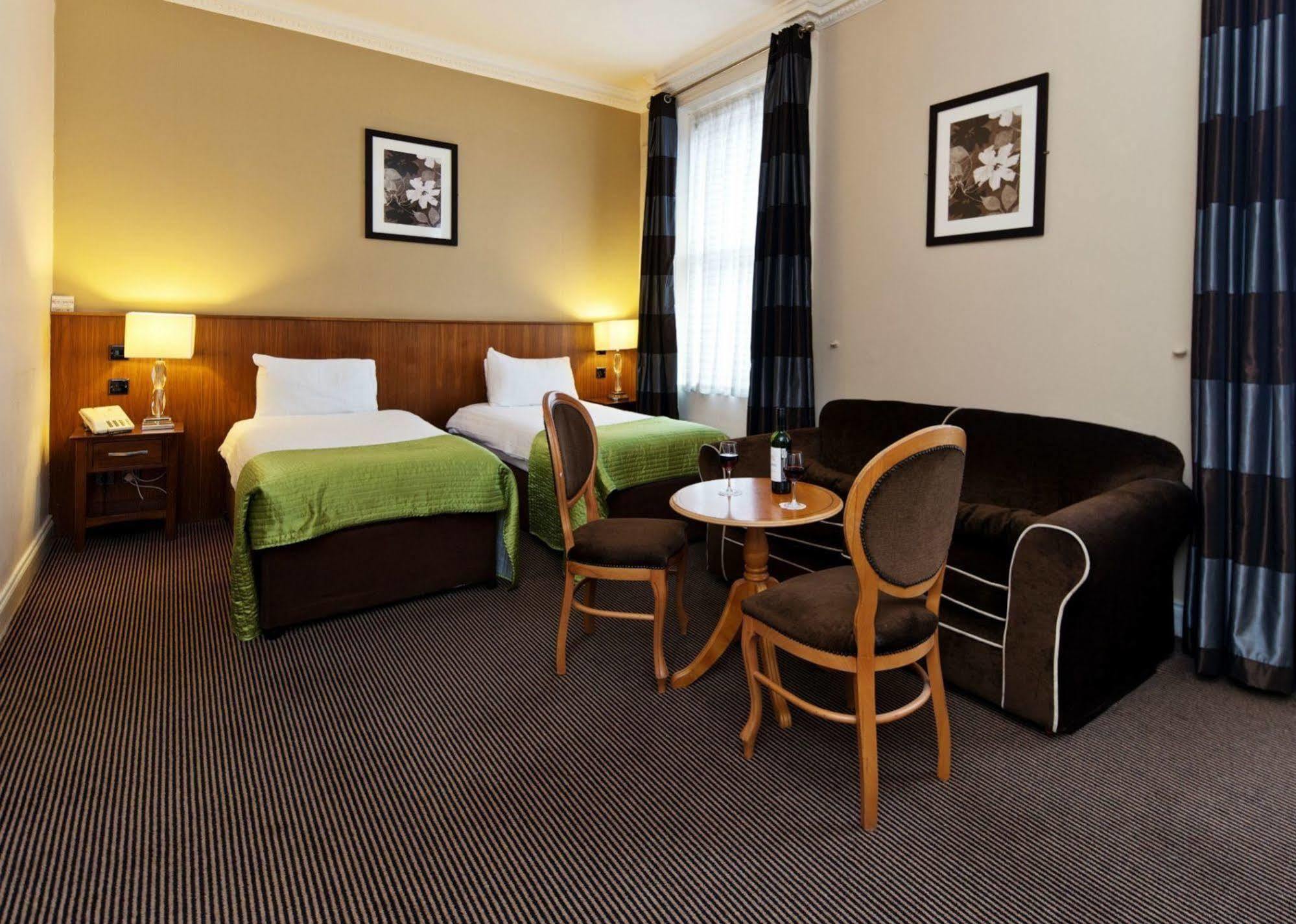 Central Hotel
